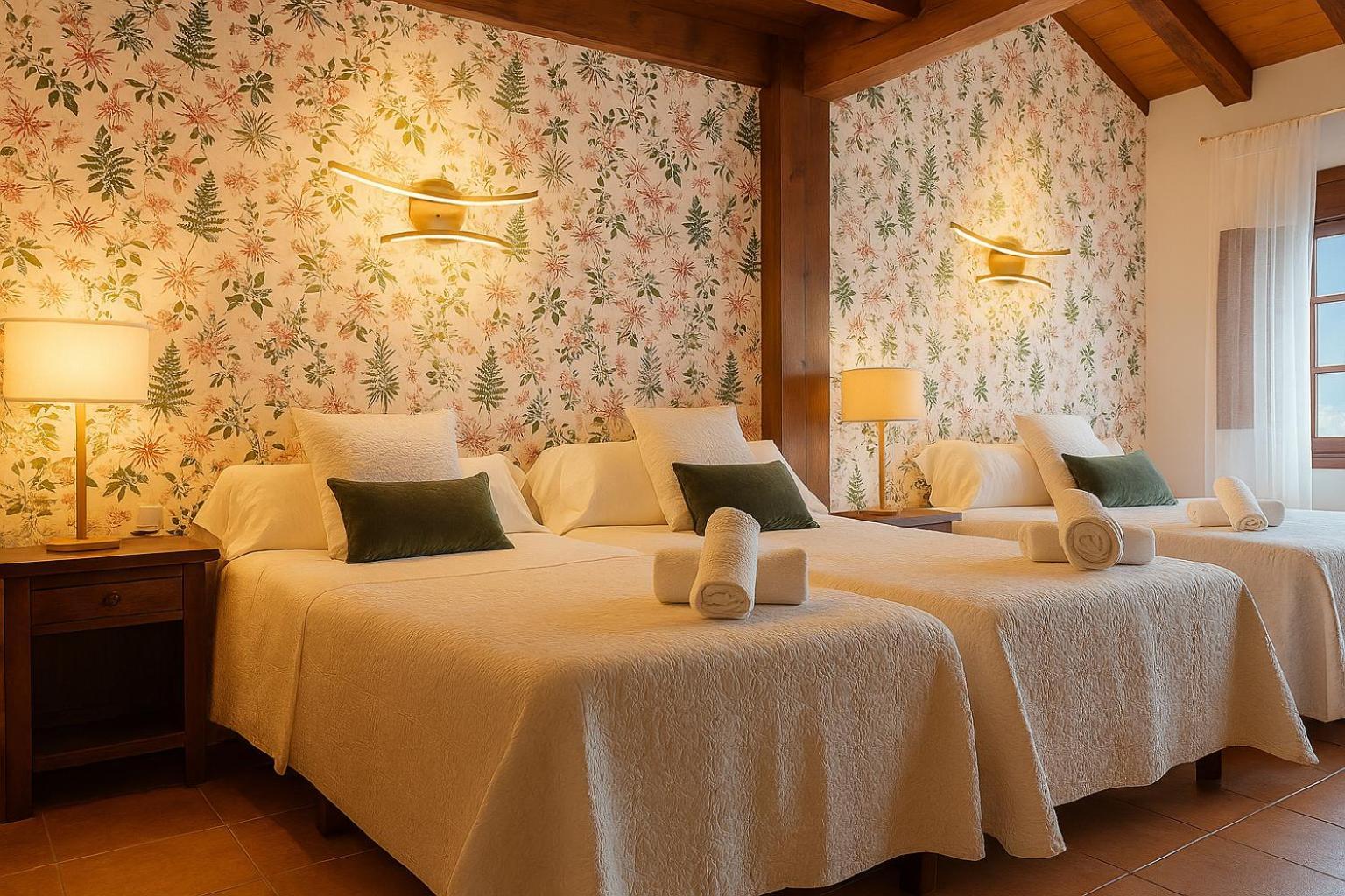 El Juacu Guest House Llanes Ngoại thất bức ảnh